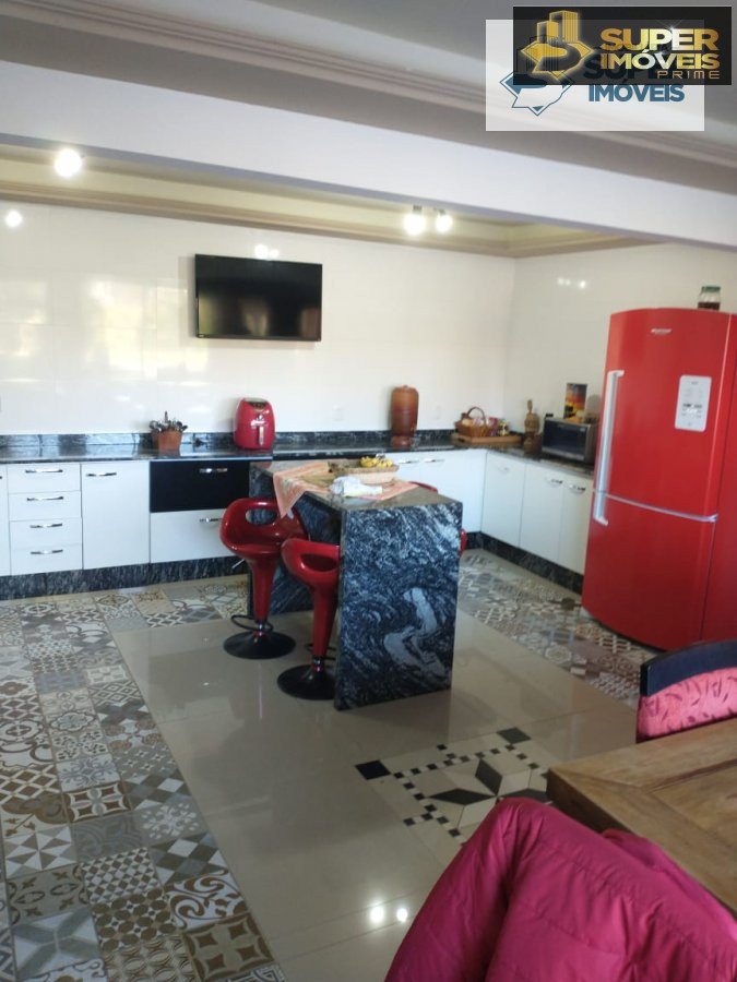 Casa de 4 quartos, 2000m² no bairro Laranjal, em Pelotas | Eu Corretor
