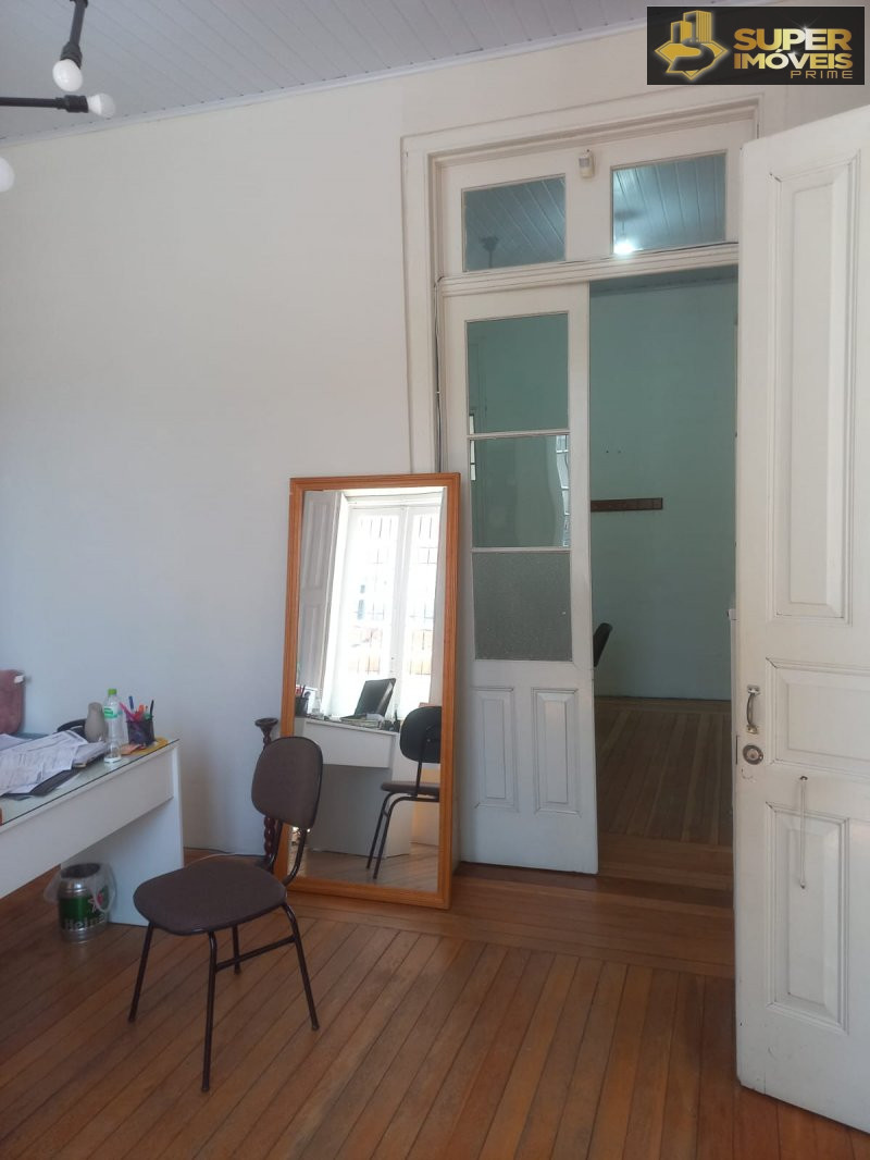 Casa de 3 quartos, 175m² no bairro Centro, em Pelotas | Eu Corretor