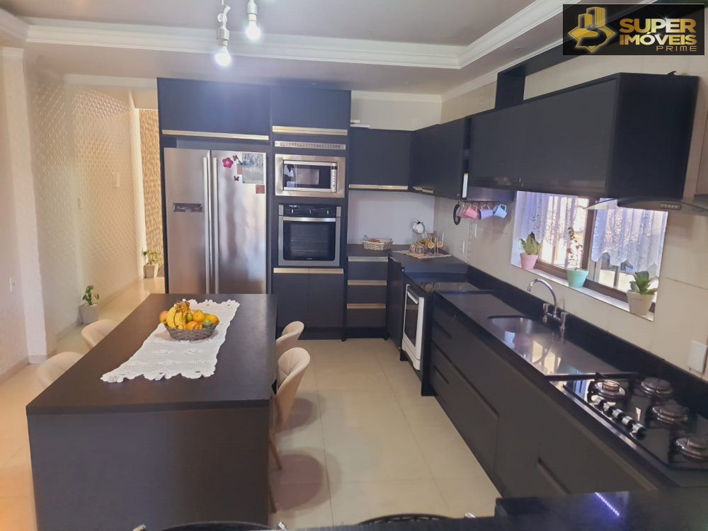 Casa de 3 quartos, 300m² no bairro Areal, em Pelotas | Eu Corretor