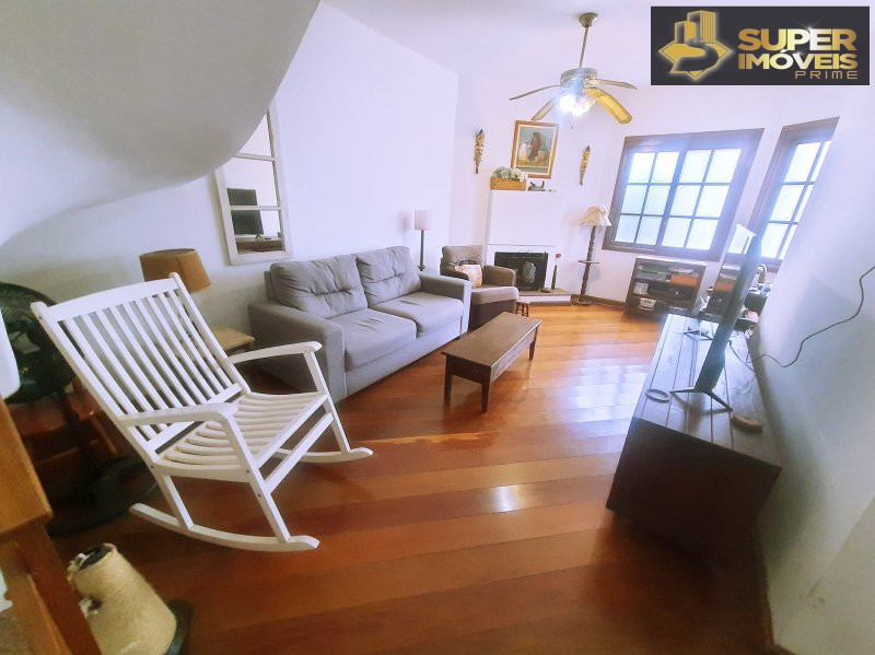 Casa de 3 quartos, 360m² no bairro Centro, em Pelotas | Eu Corretor