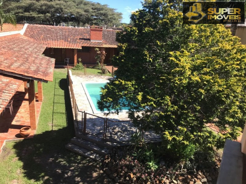 Casa de 4 quartos, 690m² no bairro Laranjal, em Pelotas | Eu Corretor