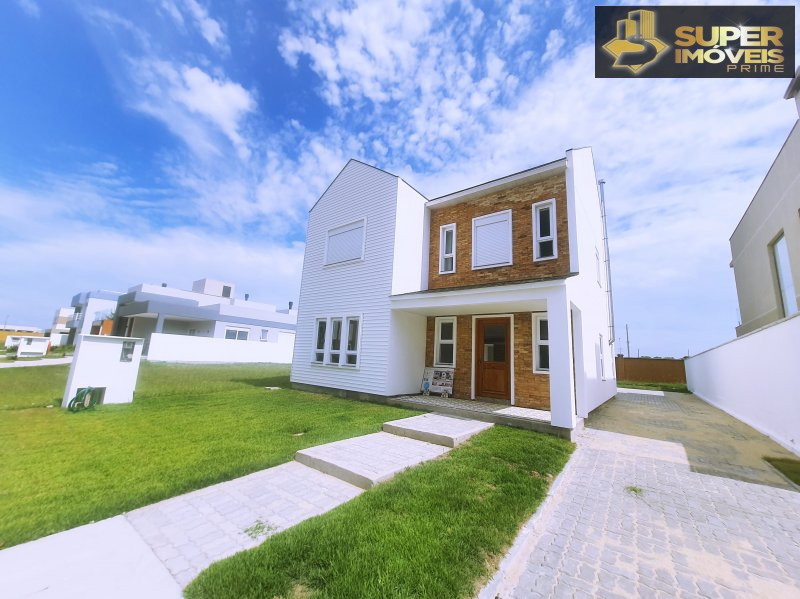 Casa à venda  no Laranjal - Pelotas, RS. Imóveis