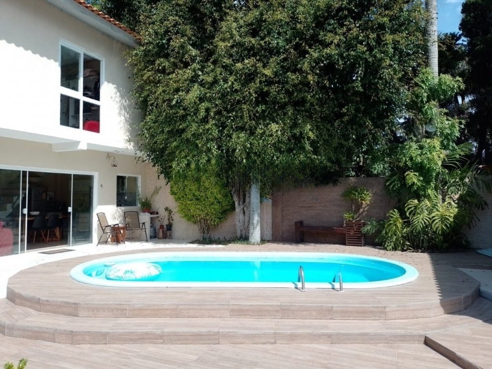 Casa Alto Padrão - Venda - Laranjal - Pelotas - RS