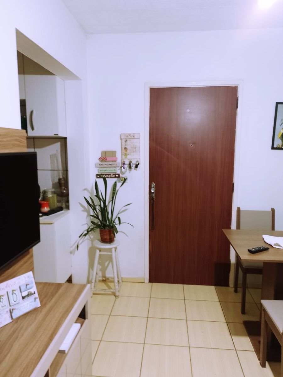 Apartamento - Venda - Tr�s Vendas - Pelotas - RS